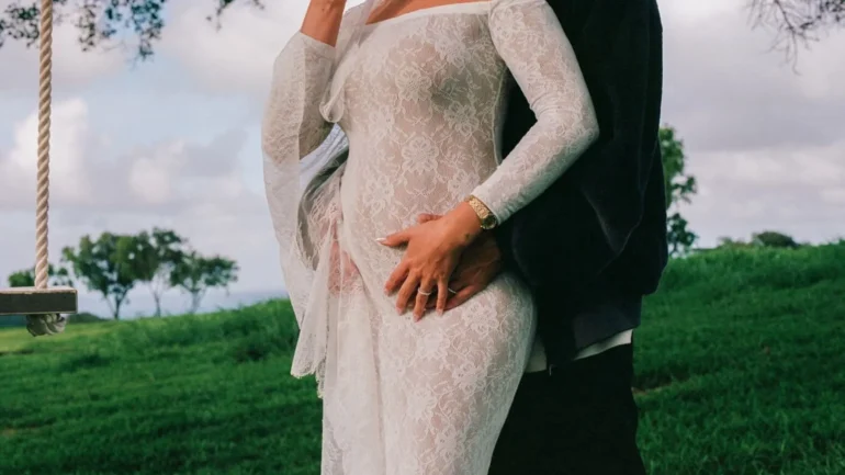 Pregnant Hailey Bieber Shows Off Baby Bump